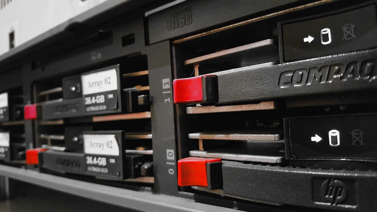AI Data Center Boom Reshapes Cloud, Networking, and Security Planning