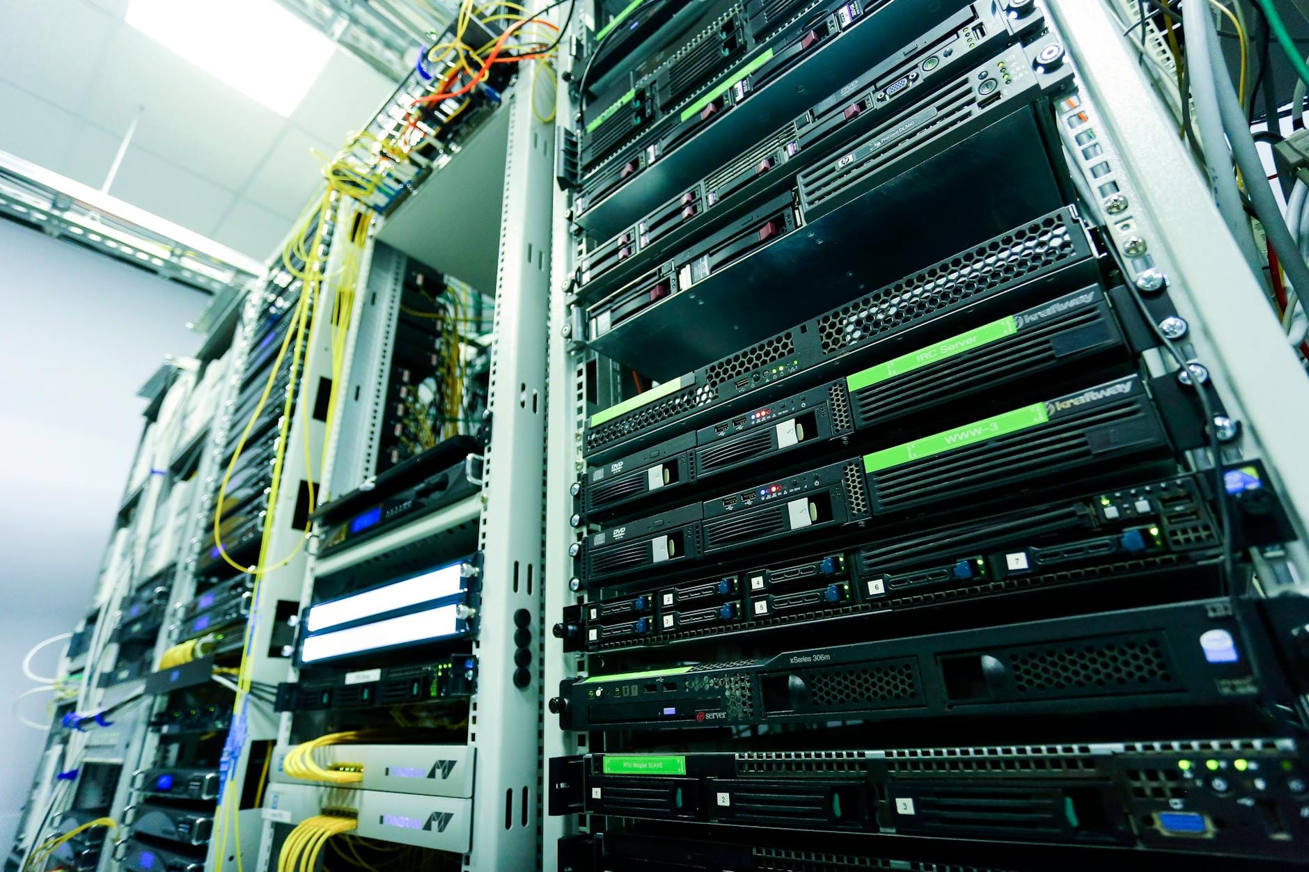 AI Data Centers Push Cloud, Network and Security Teams Into a New Buildout Cycle