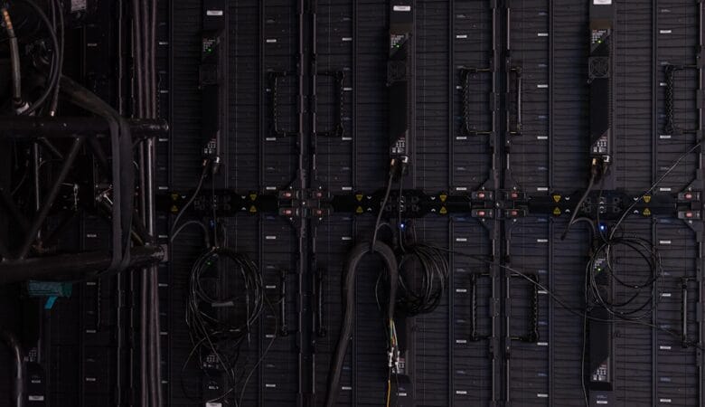AI Infrastructure Spending Pushes Data Centers Into a New Build Cycle