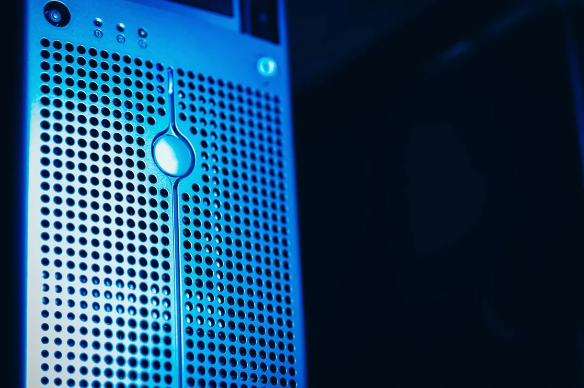 Cost-Optimized, Multi-Region AI Agent Infrastructure with Microsoft Foundry: Hosted Runtimes, Model Routing, and Enterprise Governance