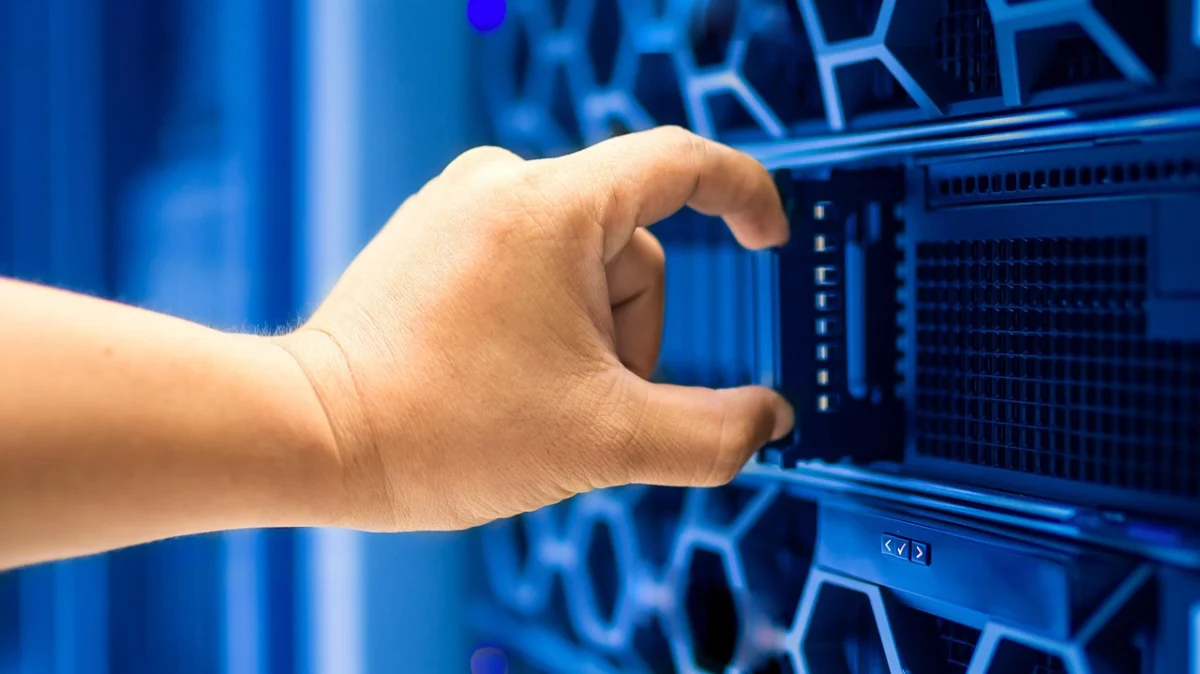 INS-CO vs Hetzner: Which Hosting Provider Is Better for Businesses in 2026?