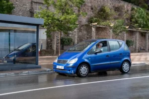 Liux Launches Spanish-Made Electric Microcar Aimed at Challenging China's EV Dominance