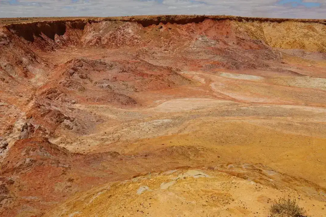 Cloud-Scale Reservoir Modeling Brings Subsurface Uncertainty into the Engineering Workflow